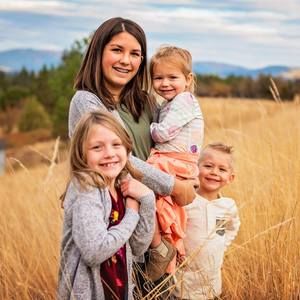 Meet your Posher, Chelsie